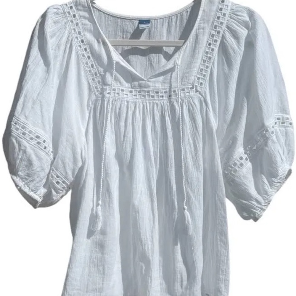 Old Navy White Peasant Blouse